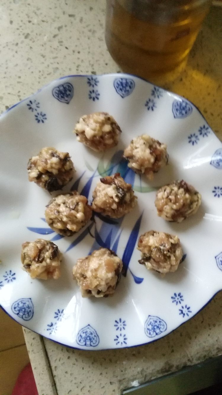 香菇肉丸青菜汤步骤6