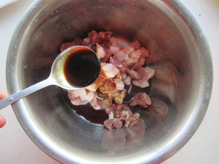 酱油白菜肉包子步骤2