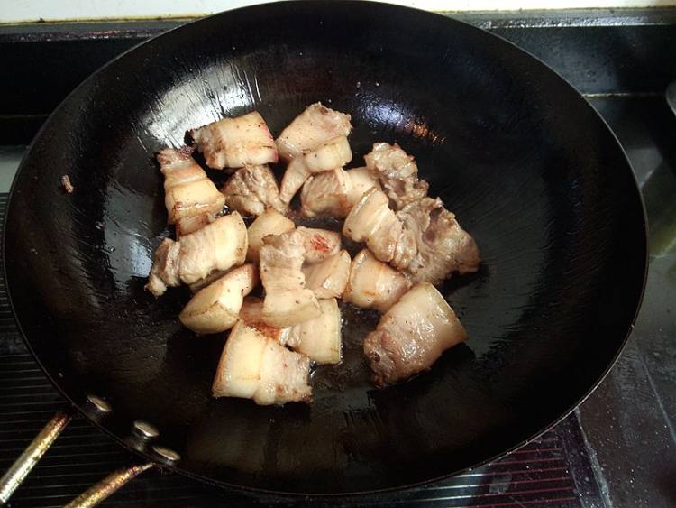西兰花蚝油五花肉步骤3