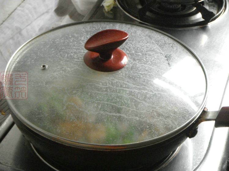 五花肉烧四季豆步骤10