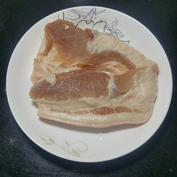 川味红薯南瓜粉蒸肉步骤1