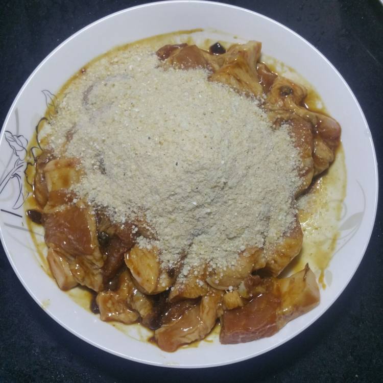 川味红薯南瓜粉蒸肉步骤9