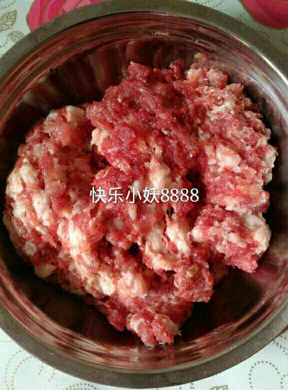 莴笋蒸肉丸步骤2
