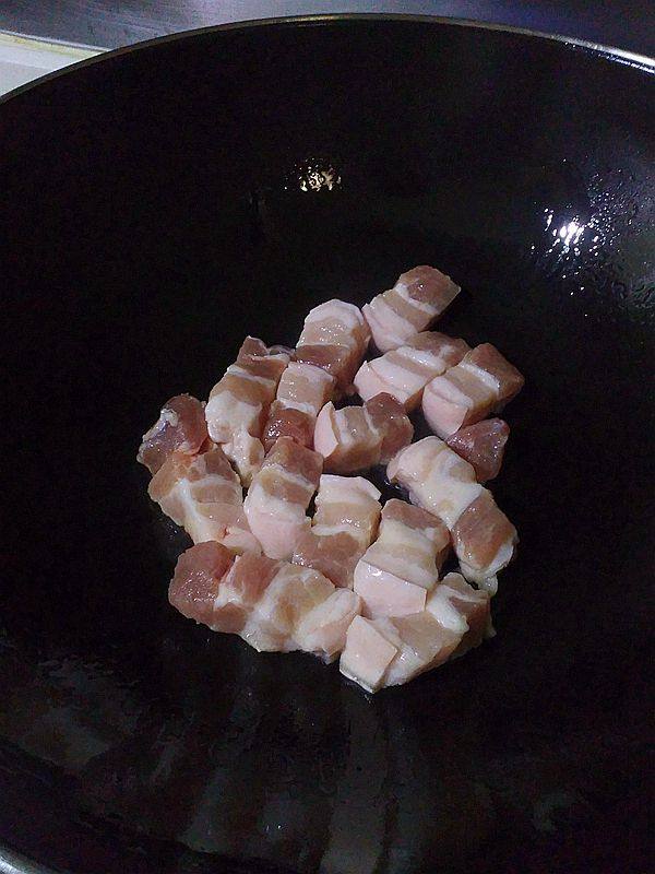 马蹄红烧肉步骤3