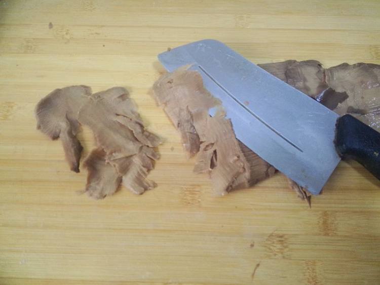 肉丝炒黑笋步骤3