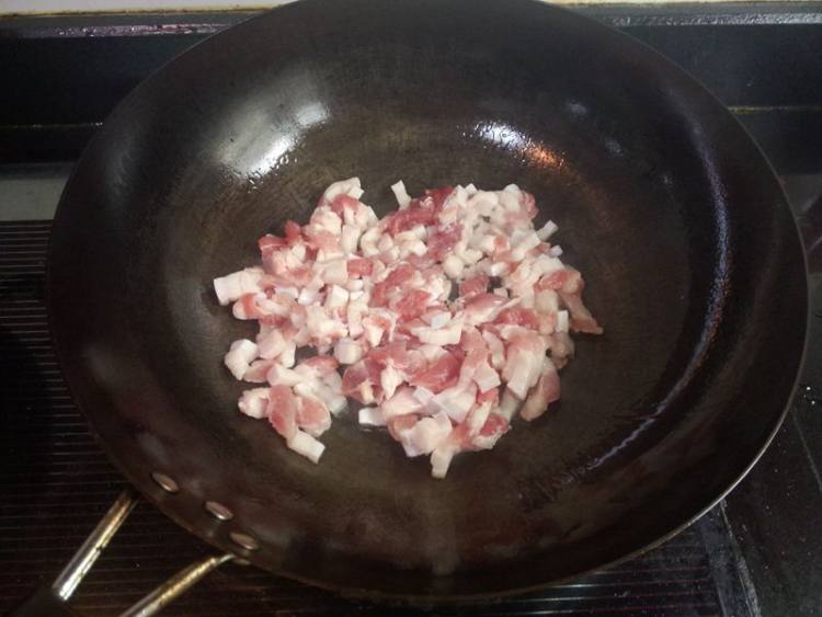 肉丝炒黑笋步骤5
