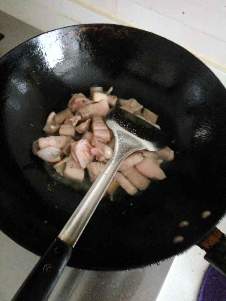 电饭煲版煲仔饭步骤4