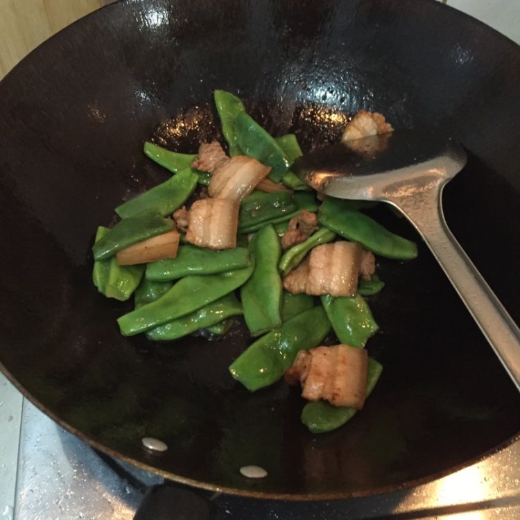 冻豆角炖土豆步骤3