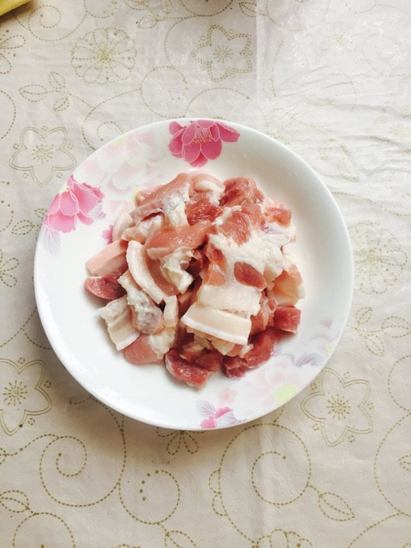 湘西粉蒸肉步骤1