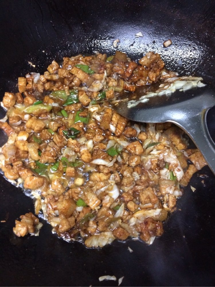 烩麻食步骤5