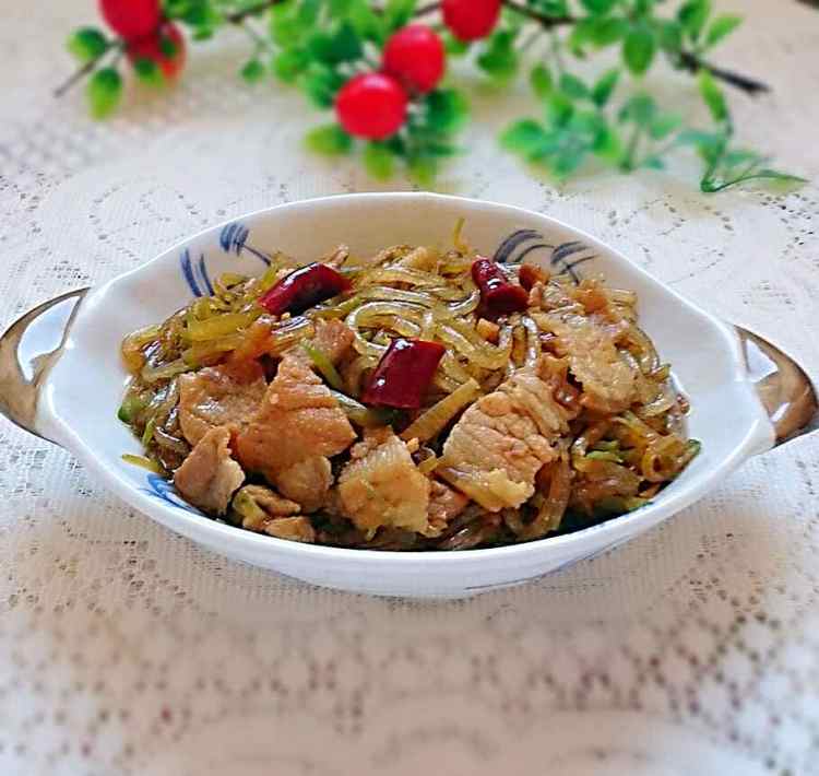 五花肉萝卜丝炖粉条步骤8