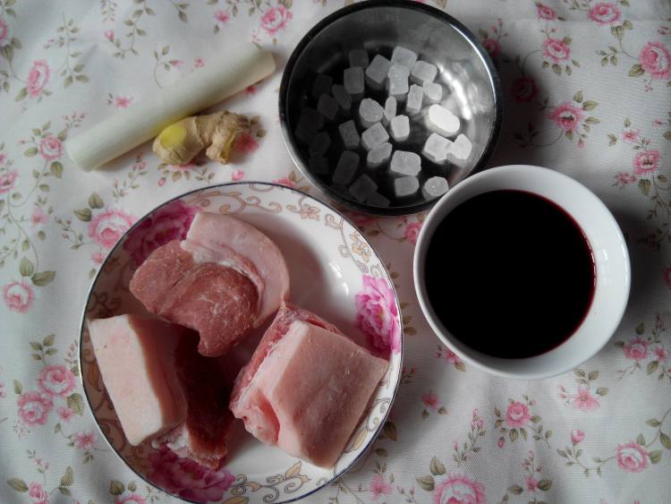 红酒五花肉步骤1