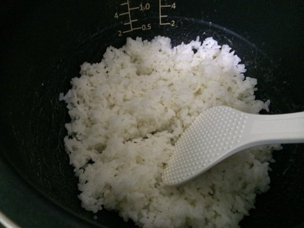 土豆炒米饭步骤3