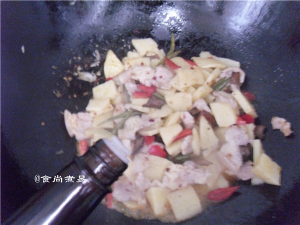 五花香干土豆片步骤8