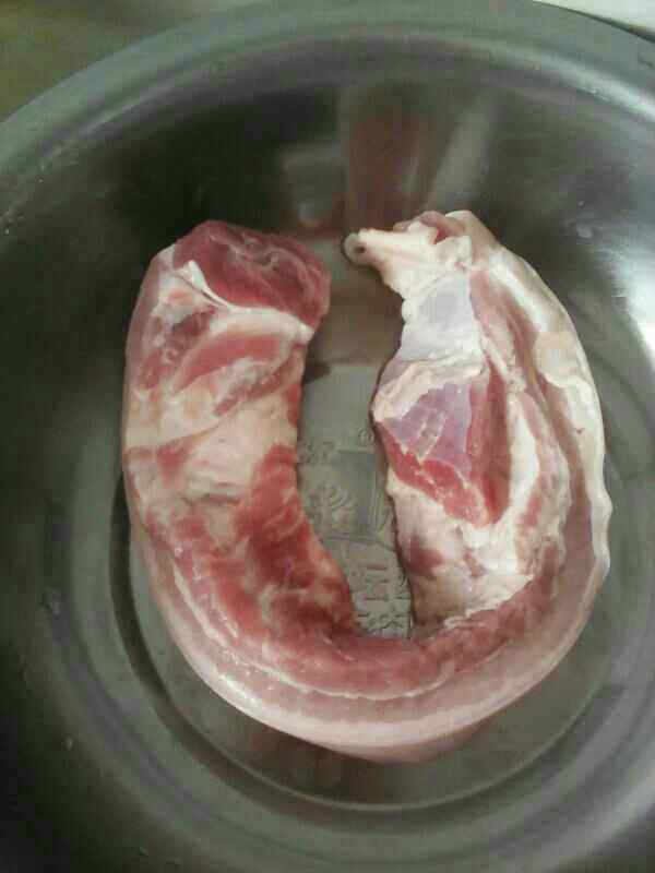特色肉皮步骤1
