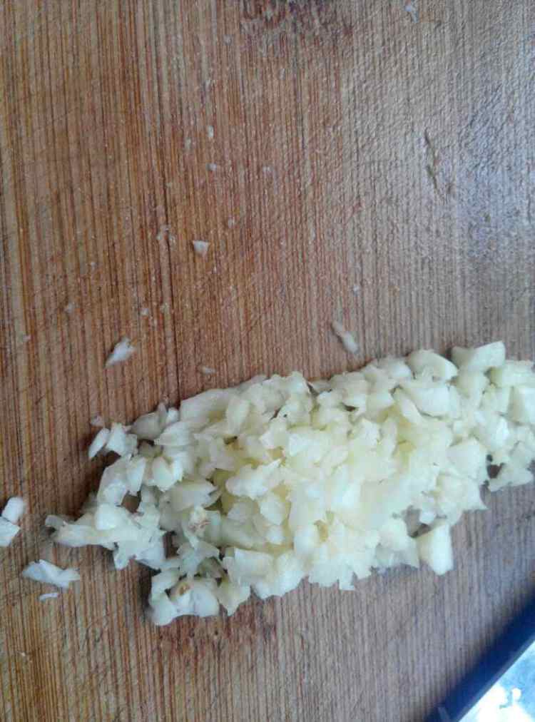 白番薯粉蒸五花肉步骤3