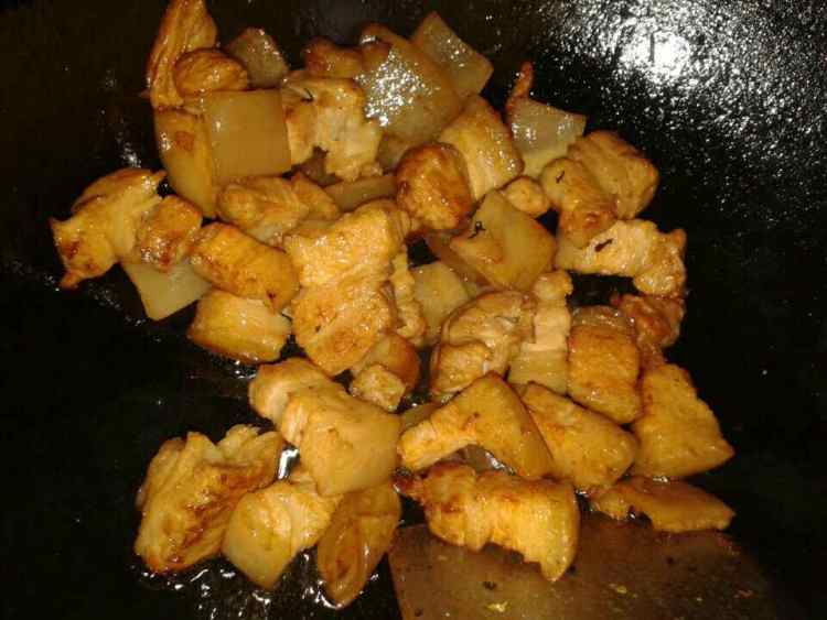 黄豆红烧肉步骤5