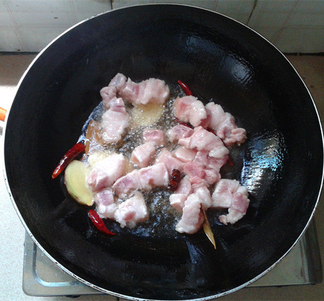 茭白烧五花肉步骤7
