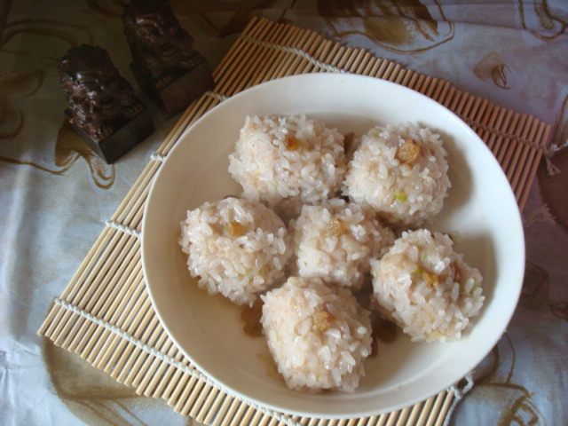 蒸糯米丸子步骤6