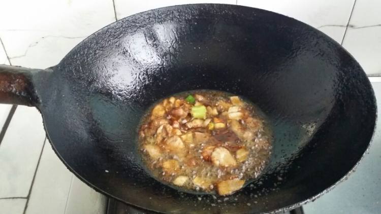 双椒甜面酱炒菜花步骤5