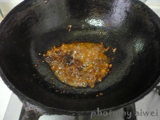 虾酱炒豆腐步骤7