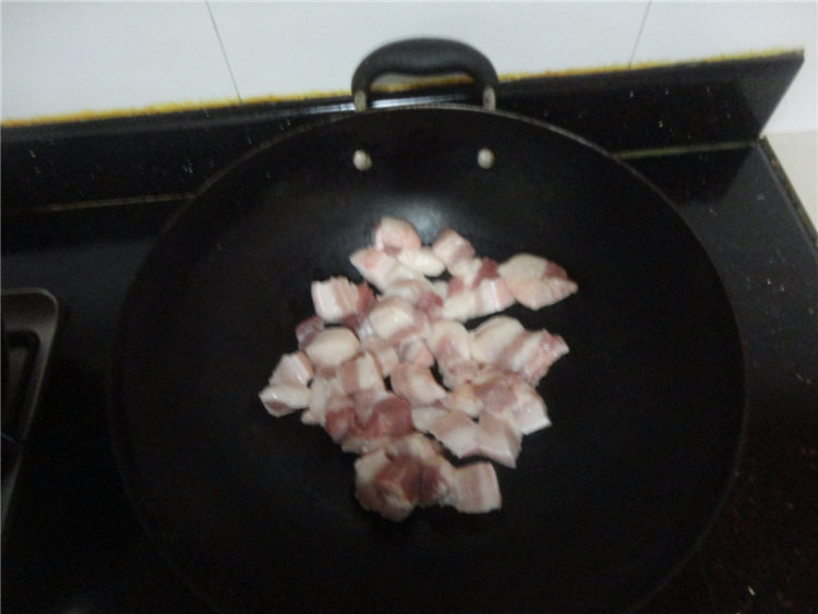 蚝油茭白五花肉步骤2