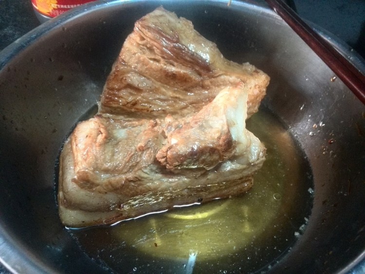 盐菜扣肉步骤5