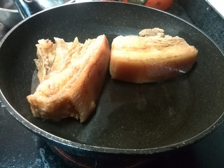 盐菜扣肉步骤4