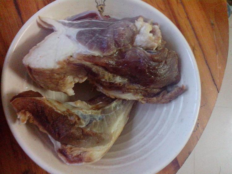 白萝卜煲腊肉步骤2