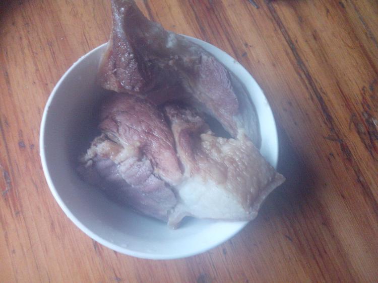 白萝卜煲腊肉步骤4