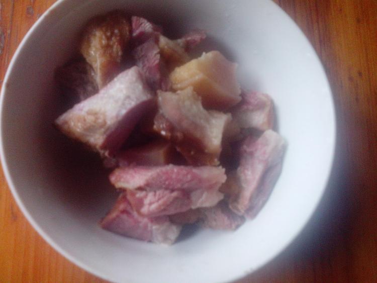白萝卜煲腊肉步骤8