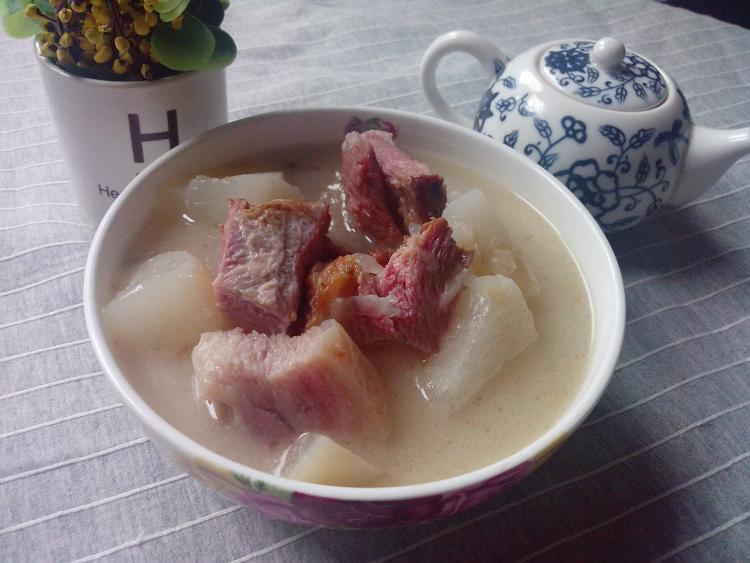 白萝卜煲腊肉步骤11