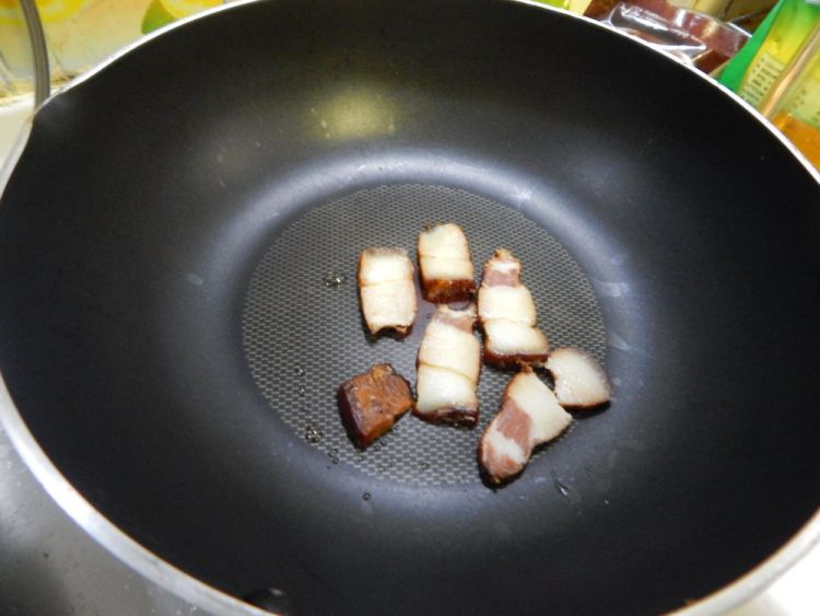 春笋炒腊肉步骤4