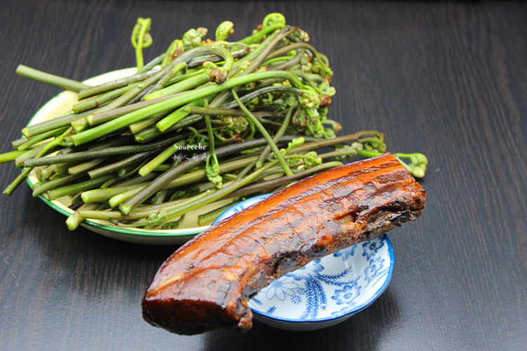 蕨菜炒腊肉（独家）步骤1