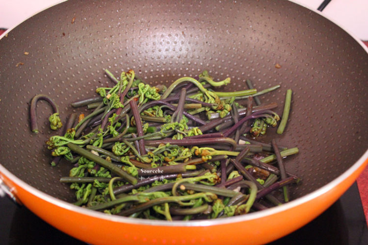 蕨菜炒腊肉（独家）步骤5