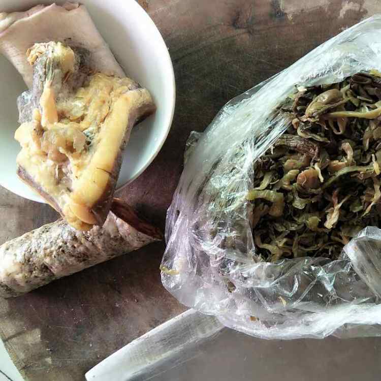 咸菜蒸腊味步骤1
