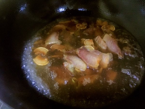 萝卜炖腊肉步骤8