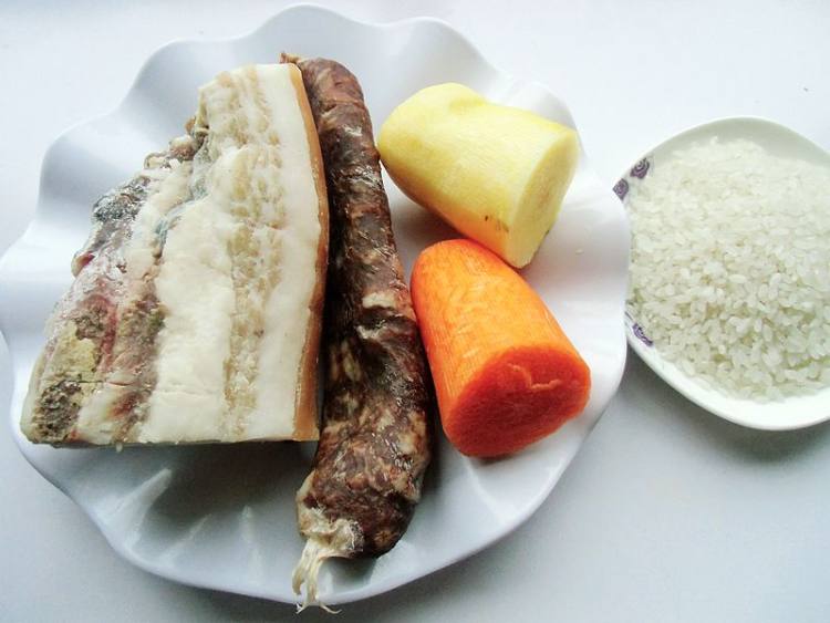 双拼煲仔饭步骤1