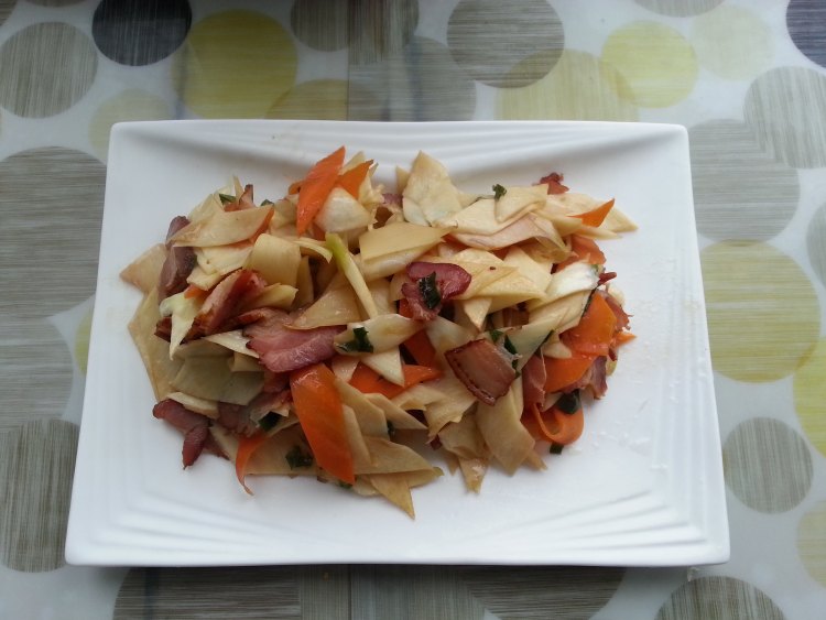 腊肉炒茭白步骤9