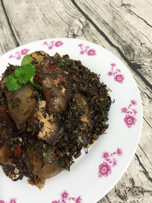 闭风儿菜炒腊肉步骤10