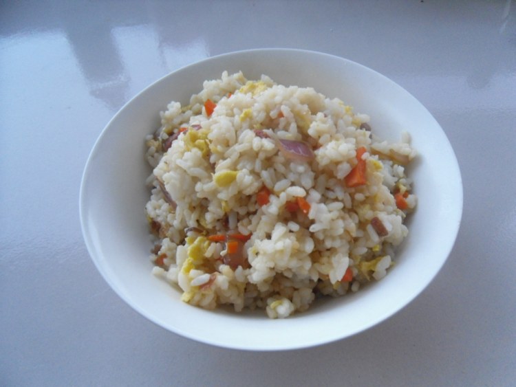 腊肉蛋炒饭步骤12