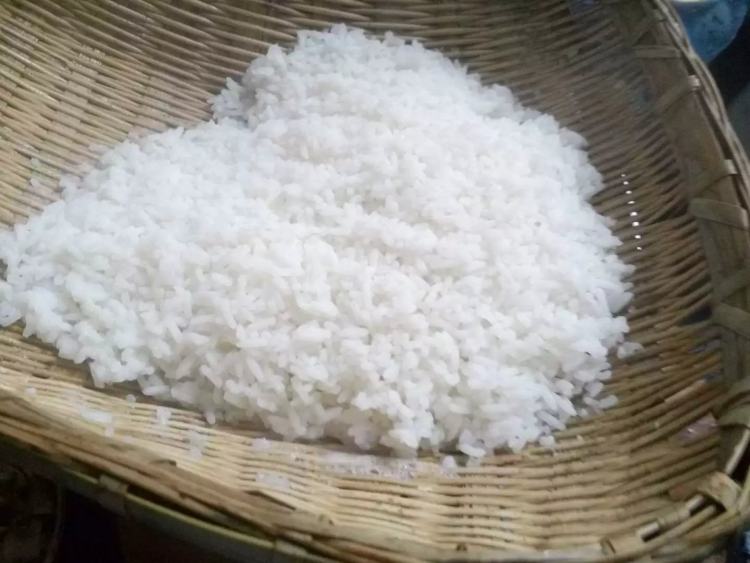 铁锅焖饭步骤5
