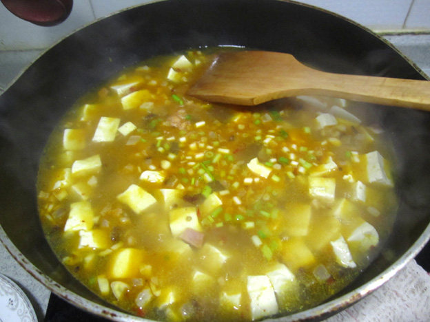 腊味肉沫豆腐汤步骤11