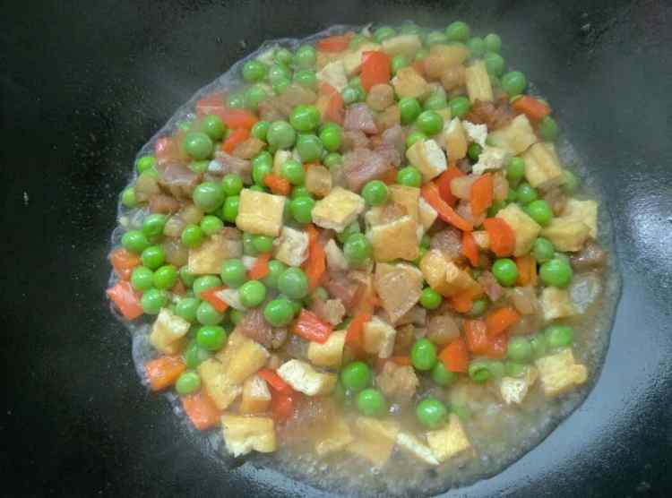 青豆腊肉步骤8