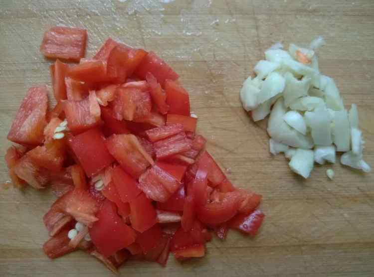 青豆腊肉步骤3