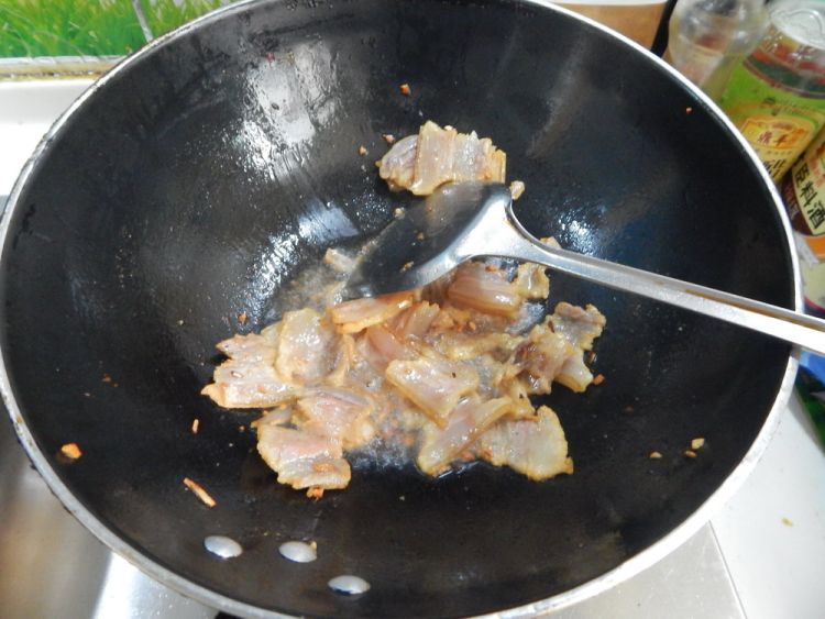 包菜炒腊肉步骤5