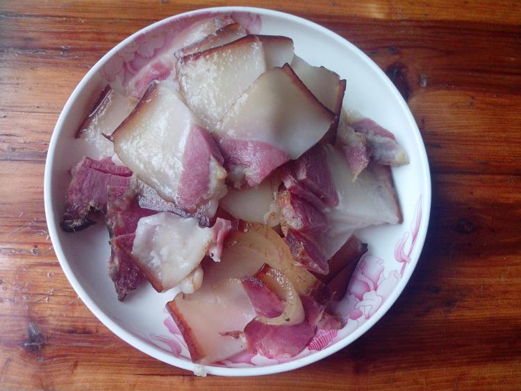 土豆炒腊肉#新鲜从这步骤1
