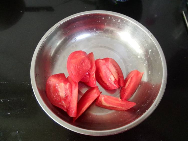 腊肉炖土豆步骤4