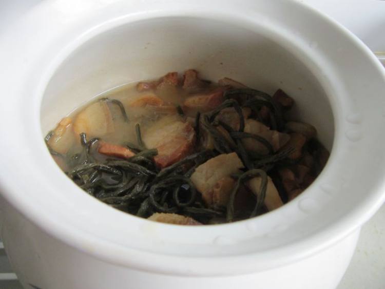 干豇豆炖腊肉步骤11