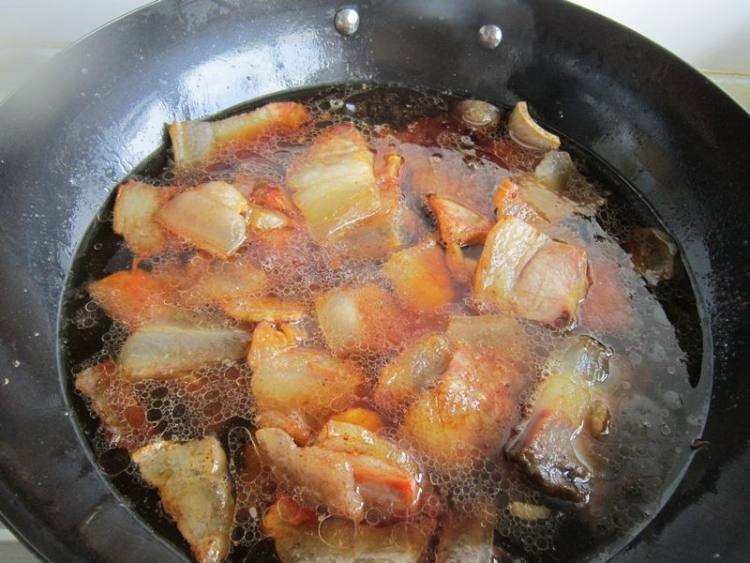 干豇豆炖腊肉步骤7